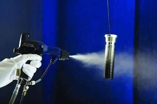 Pintura industrial en aplicación